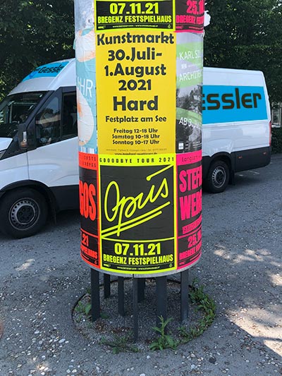 Plakatierung auf Lifasssäulen in Vorarlberg Lifasssaeule vorarlberg